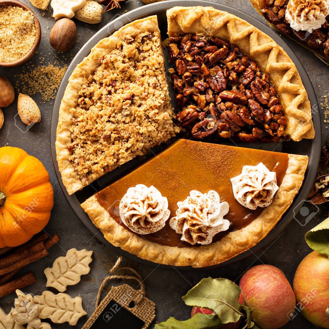 Traditional Autumn Themed Desserts and How to Make Them Keto Friendly
