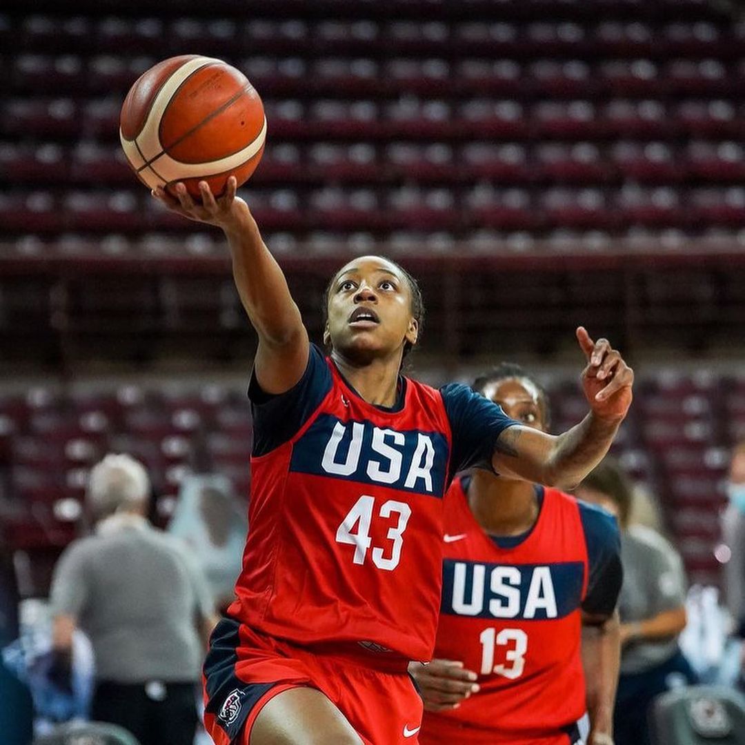 WNBA Champion Jewell Loyd Teams Up With Nunbelievable to Fight Hunger in America